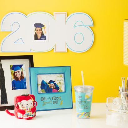 Graduation Gifts From Hallmark For the Class of 2016