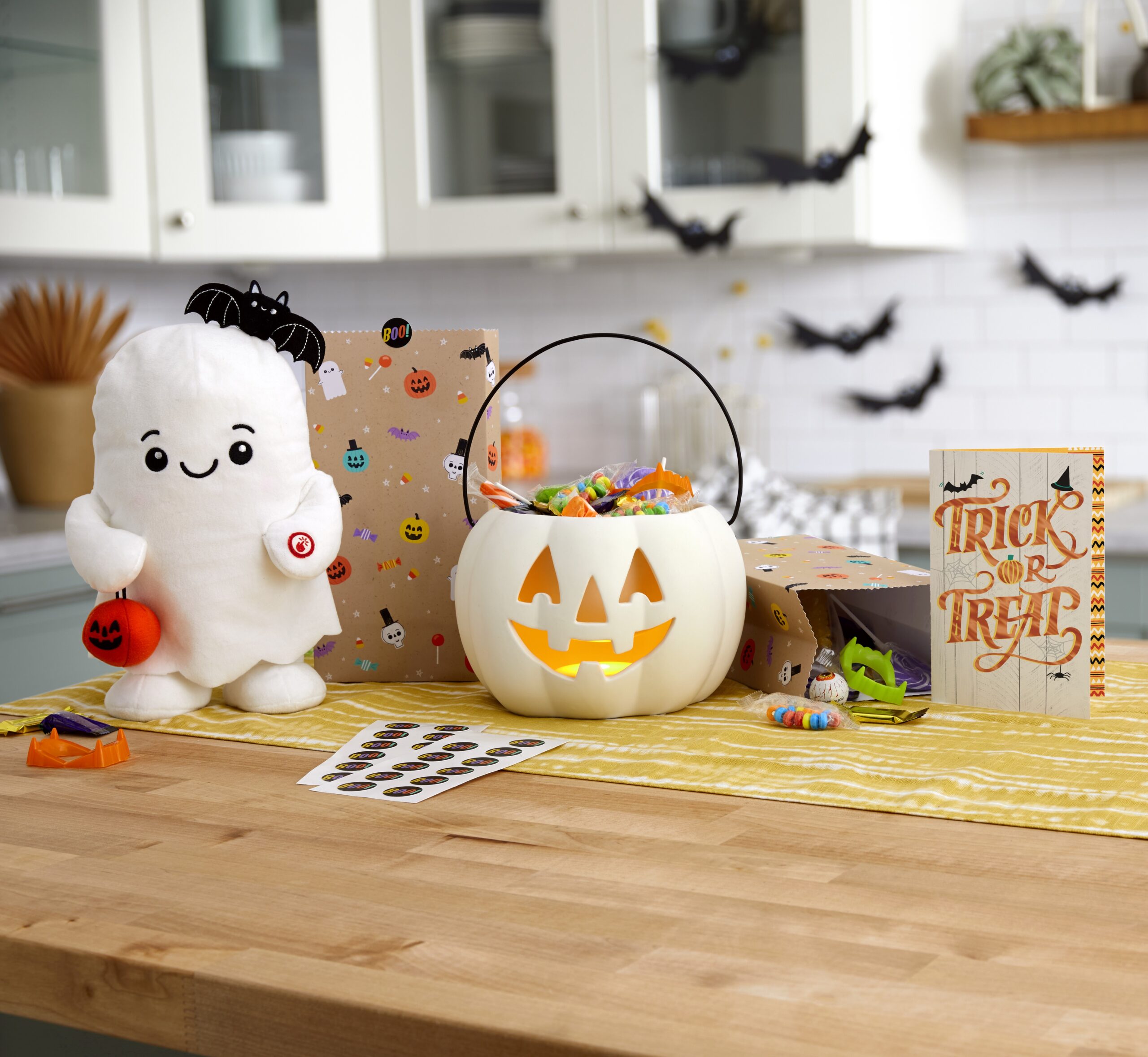 Hallmark Launches Festive Decor, Greeting Cards and Gifts for Fall ...